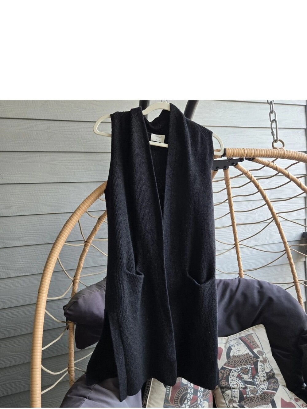 Aritzia Wilfred 100% Merino Wool Sleeveless Cardigan in BLACK SIZE SMALL